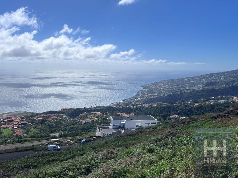 Helårsgrund i Santa Cruz, Madeira - foto 1