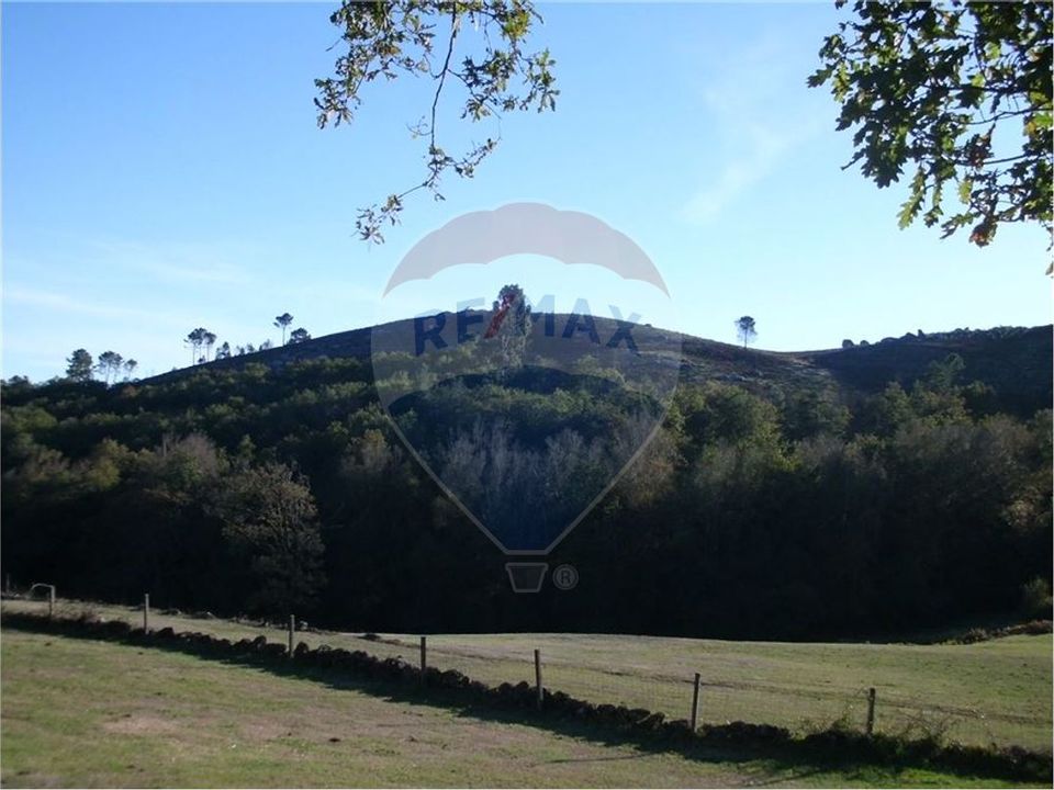 Helårsgrund i Fafe, Braga - foto 1