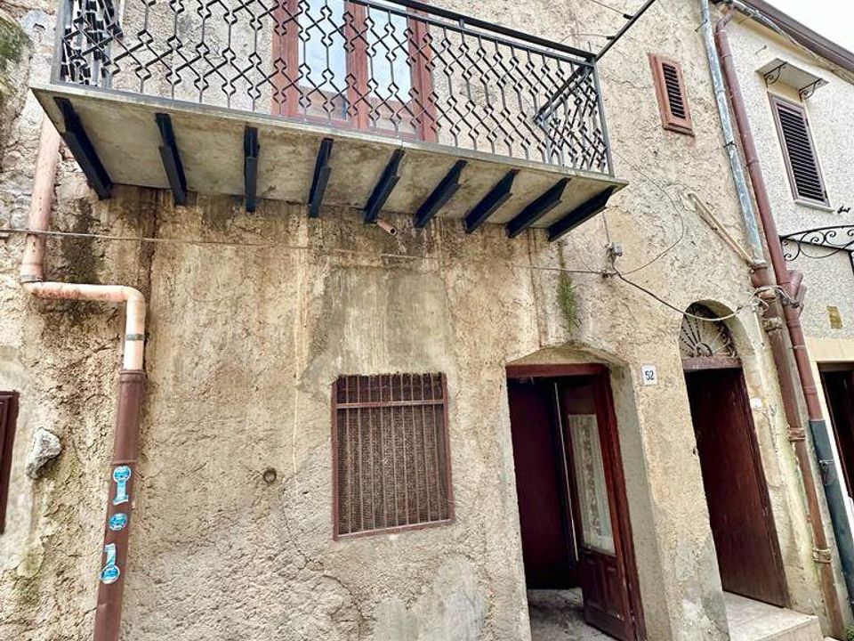 Villa i Palazzo Adriano, Palermo - foto 1