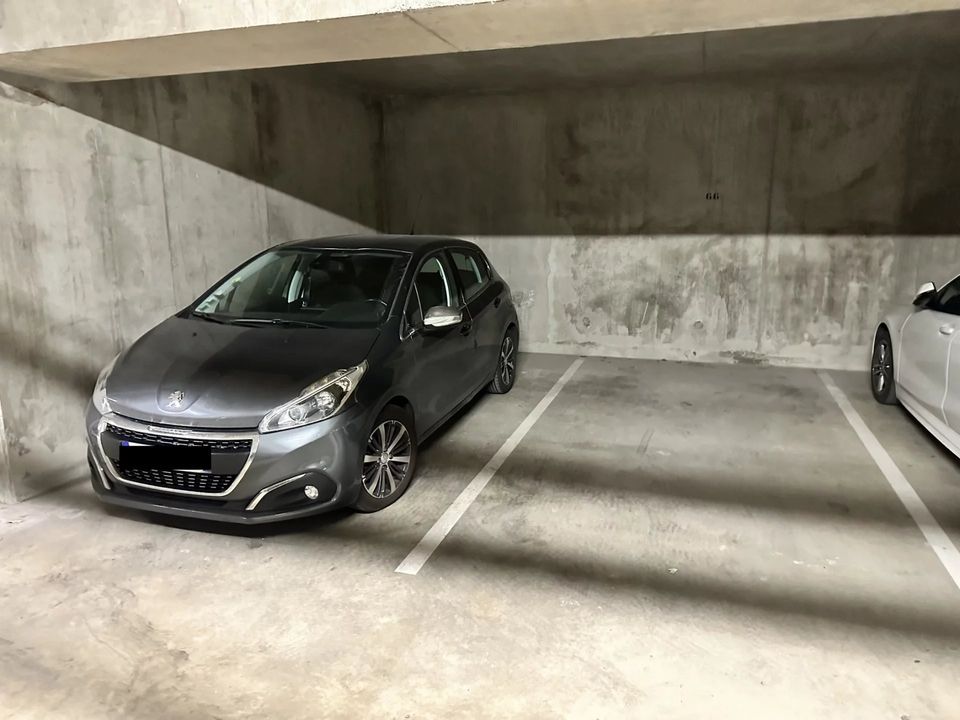 Garage i Meyreuil, Bouches-du-Rhone - foto 1