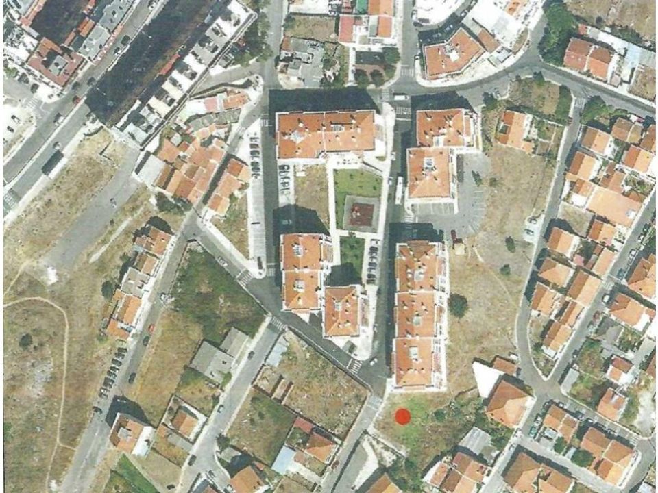 Helårsgrund i Amadora, Lisbon - foto 2