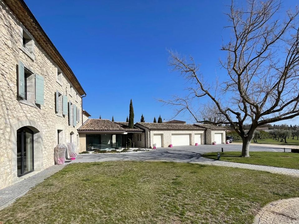 Villa in L'Isle-sur-la-Sorgue, Vaucluse - photo 4