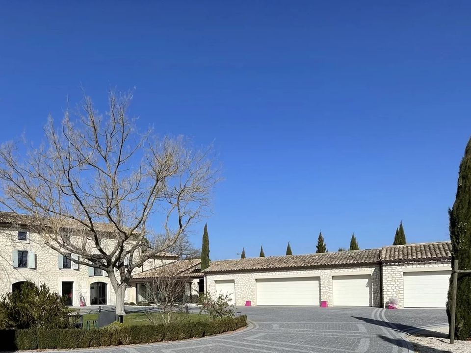 Villa in L'Isle-sur-la-Sorgue, Vaucluse - photo 5