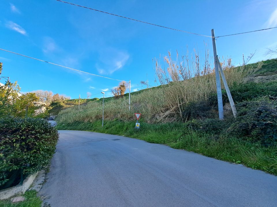 Helårsgrund i Fossacesia, Chieti - foto 2