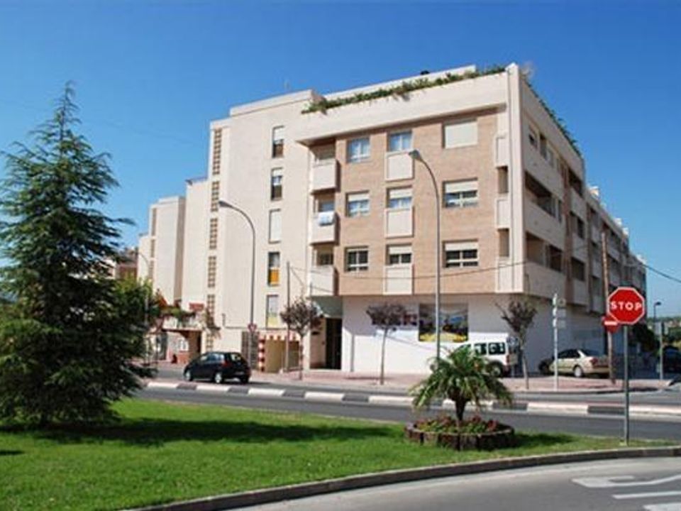 Erhvervsejendom i Alfaz del Pi, Alicante - foto 1