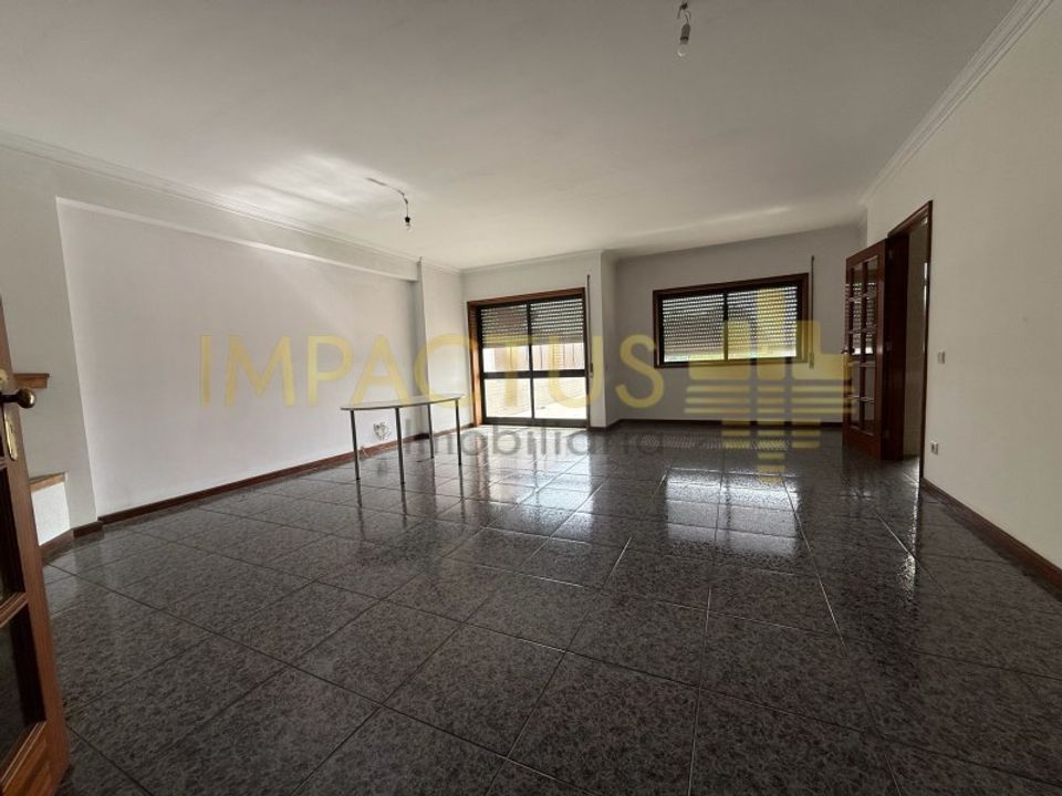 L'establiment comercial a Trofa, Porto - foto 3