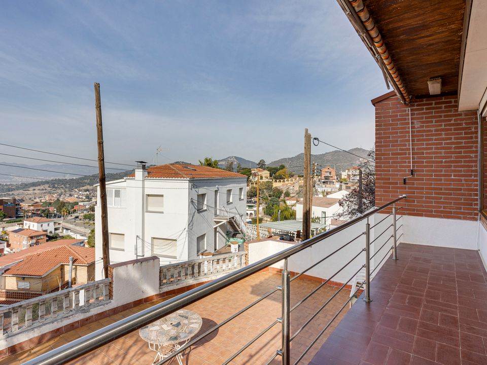 Rækkehus i Esplugues De Llobregat, Barcelona - foto 2