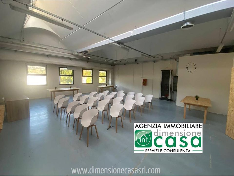 Erhvervsejendom i San Cataldo, Caltanissetta - foto 1