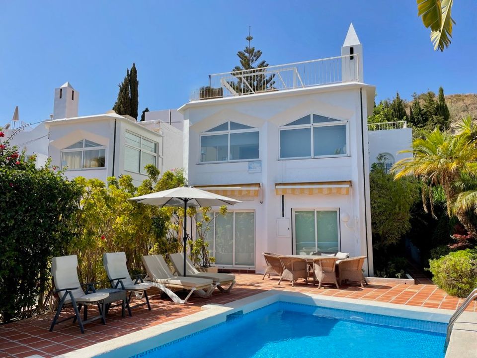 Villa i Nerja, Malaga - foto 2