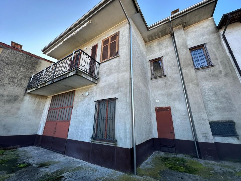 Villa en Borgo Vercelli, Vercelli - foto 1