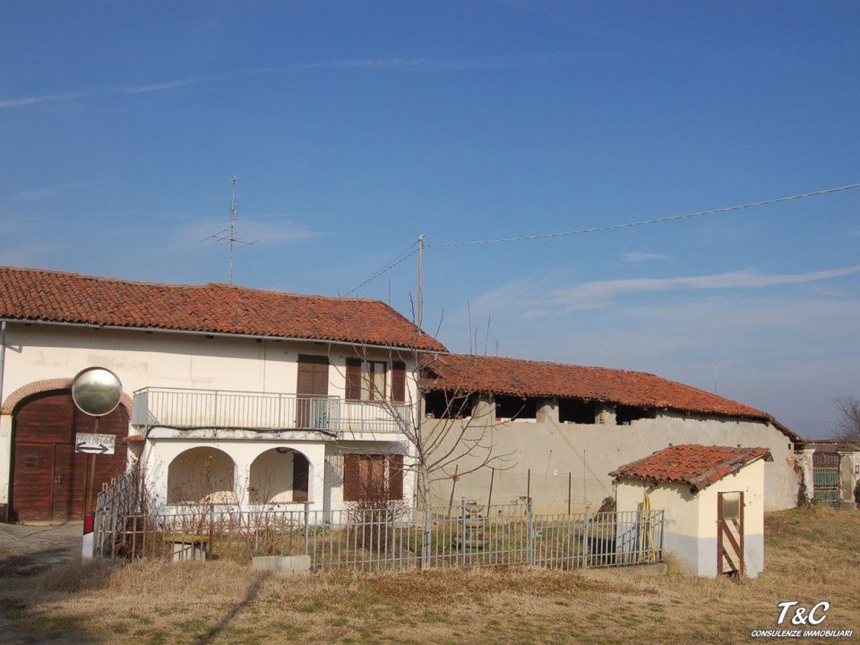 Landejendom i Pinerolo, Turin - foto 1