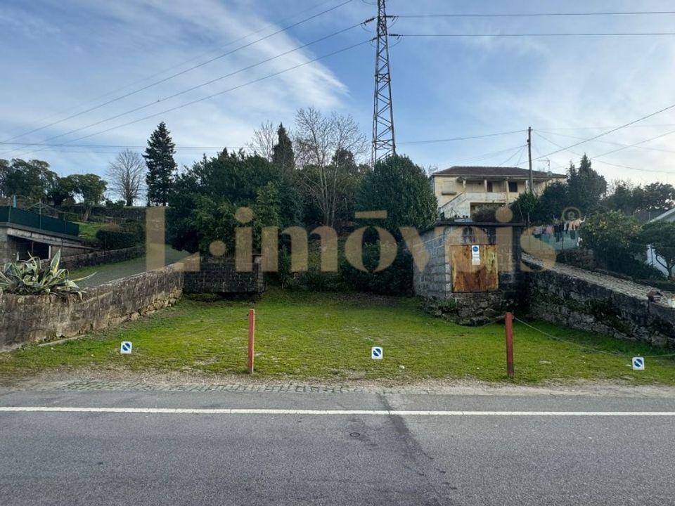 Helårsgrund i Guimaraes, Braga - foto 1