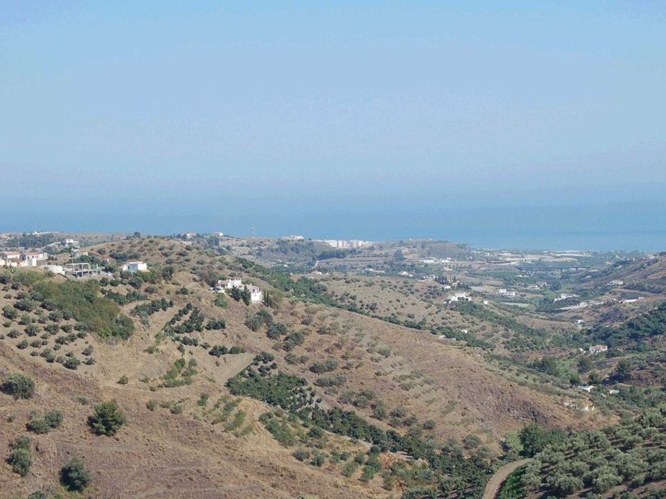 Helårsgrund i Frigiliana, Malaga - foto 3