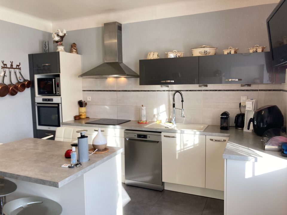 Villa en Confolens, Charente - foto 2