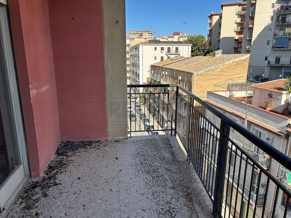 Lejlighed i Caltanissetta, Caltanissetta - foto 4