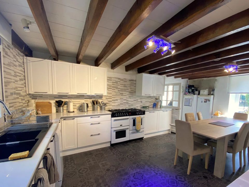 Villa i Chasseneuil-sur-Bonnieure, Charente - foto 4
