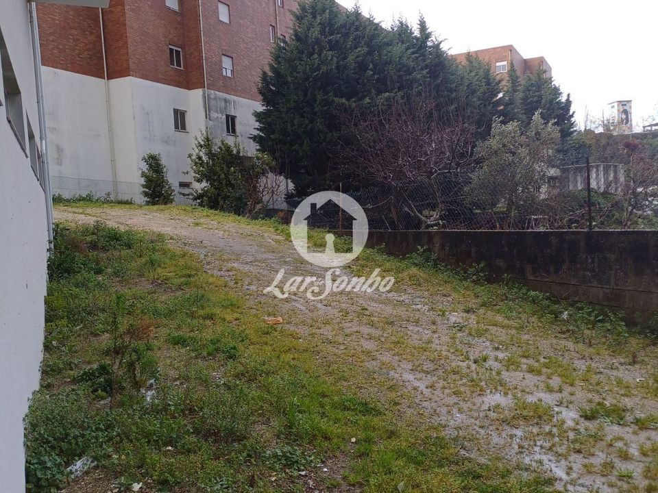 Erhvervsejendom i Lousada, Porto - foto 2
