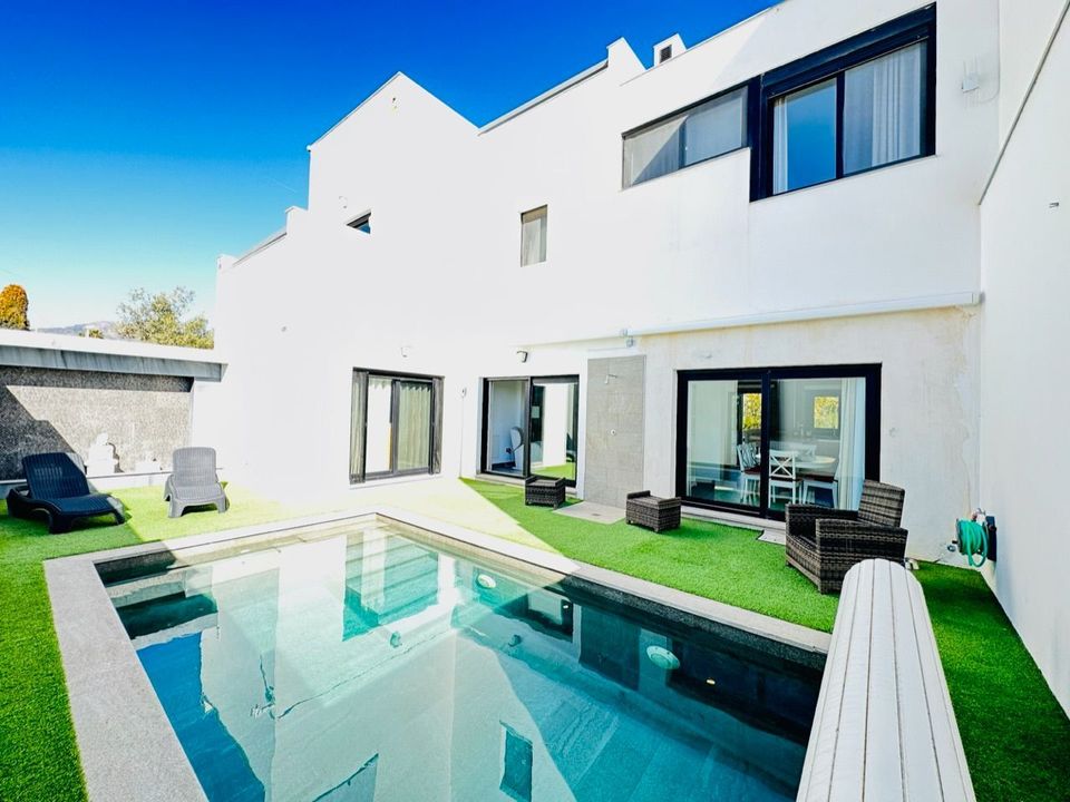 Villa i Nerja, Malaga - foto 1