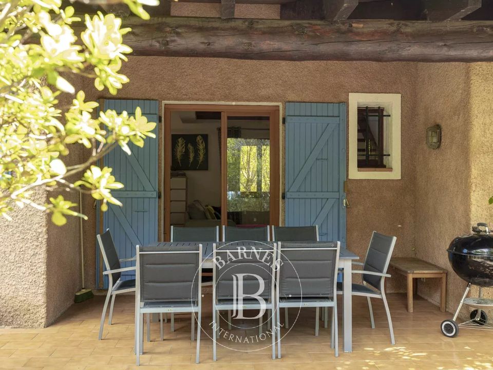 Villa i Sainte-Lucie de Porto-Vecchio, Corse-du-Sud - foto 1