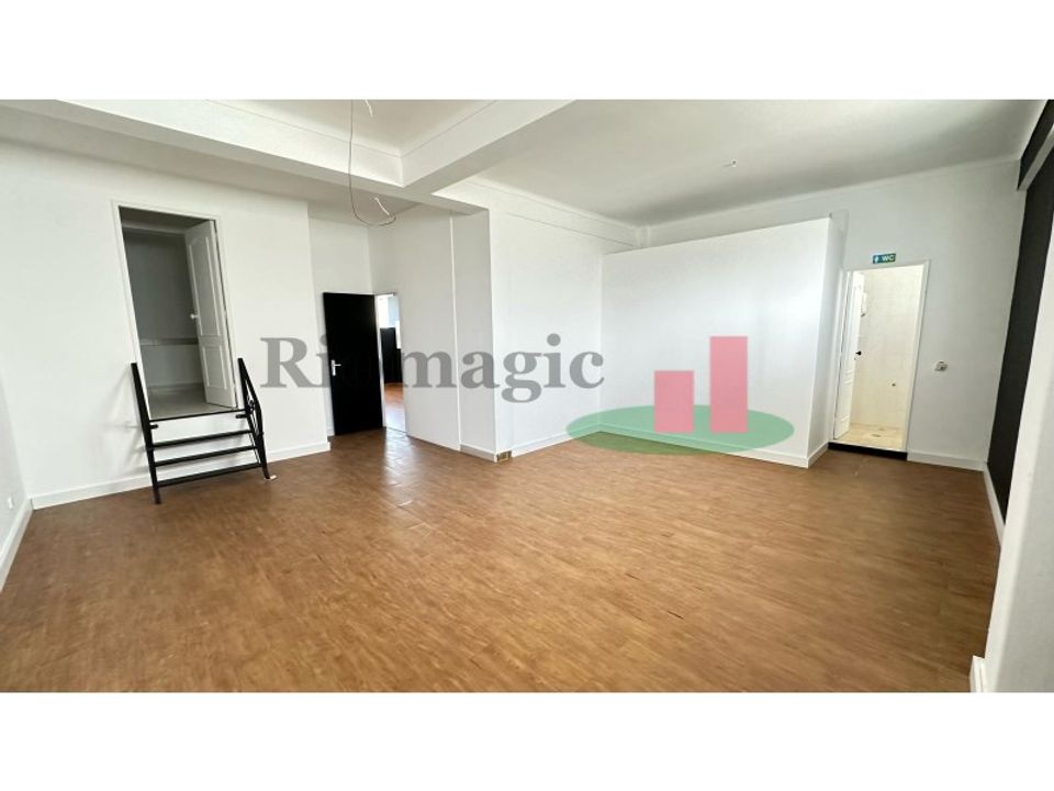 Erhvervsejendom i Rio Maior, Santarem - foto 1