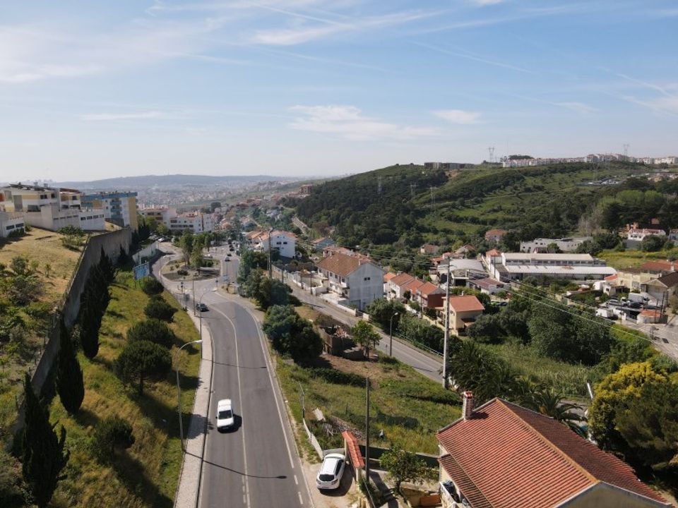Helårsgrund i Amadora, Lisbon - foto 2