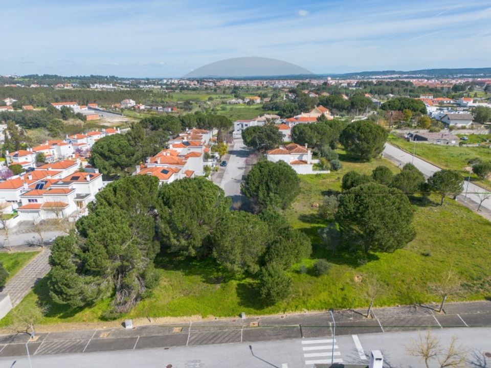 Helårsgrund i Entroncamento, Santarem - foto 1