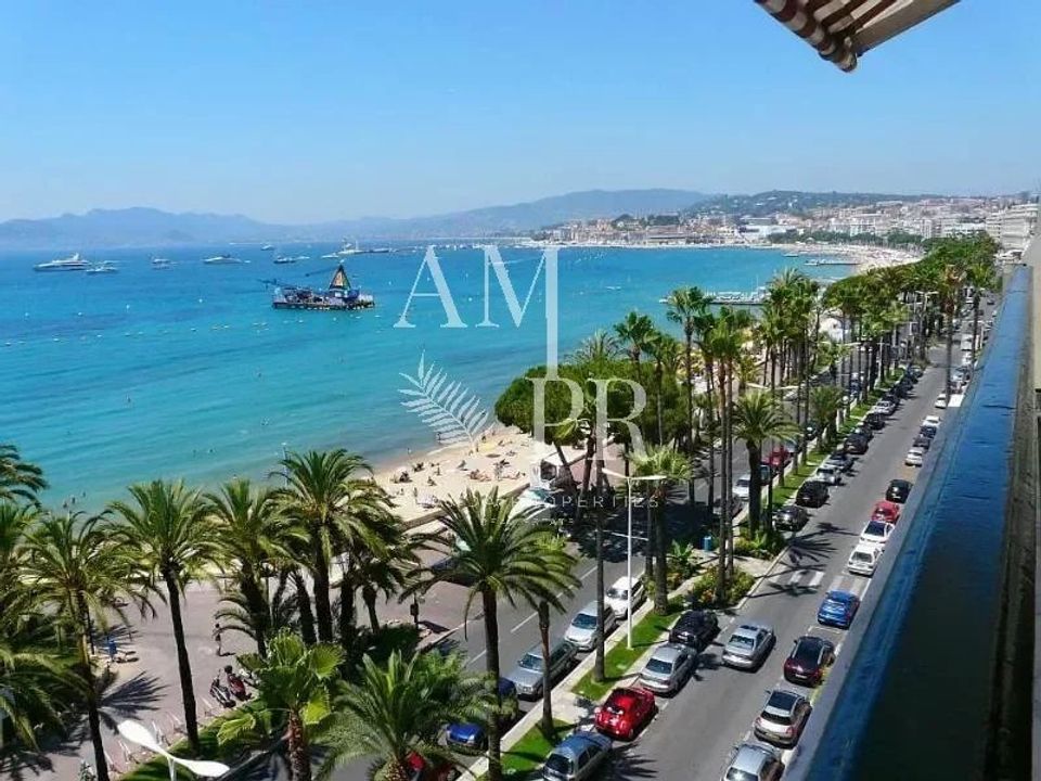 Apartment in Cannes, Alpes-Maritimes - photo 2