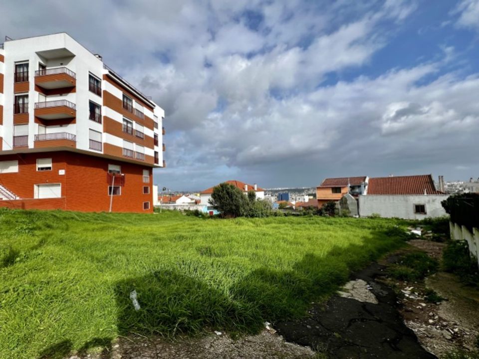 Helårsgrund i Amadora, Lisbon - foto 1