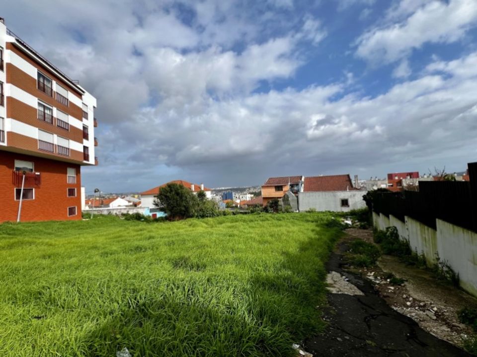 Helårsgrund i Amadora, Lisbon - foto 2