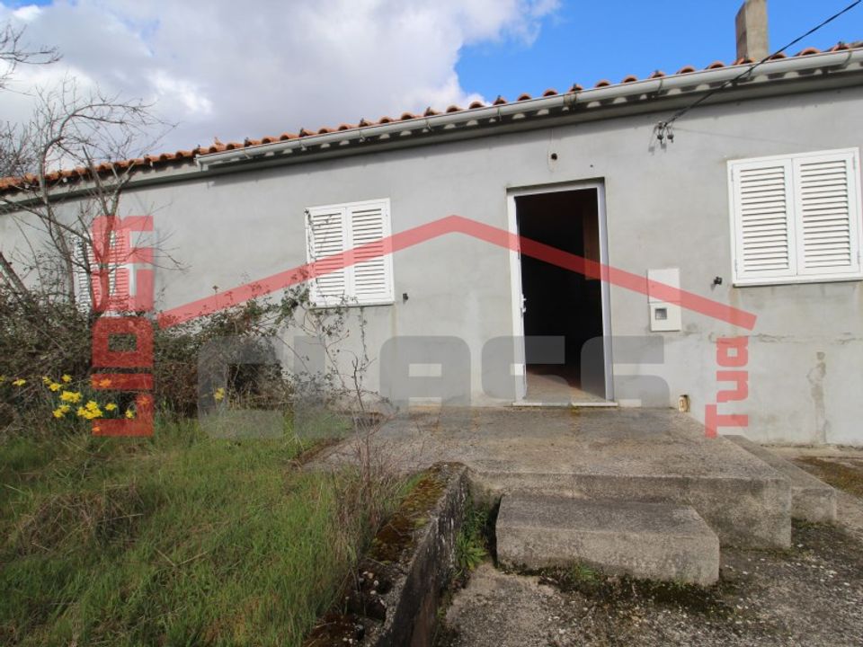 Villa a Curopos e Vale de Janeiro, Braganca - foto 1
