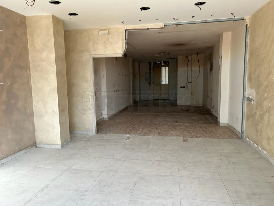 Erhvervsejendom i Caltanissetta, Caltanissetta - foto 3