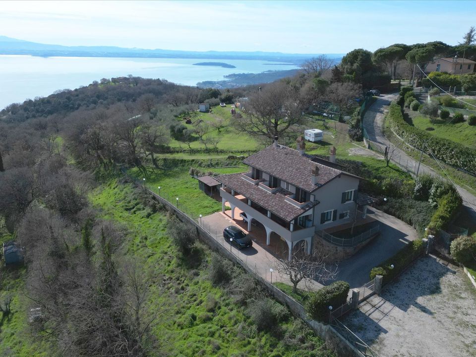 Villa i Passignano Sul Trasimeno, Perugia - foto 1