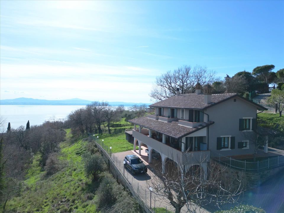 Villa i Passignano Sul Trasimeno, Perugia - foto 2