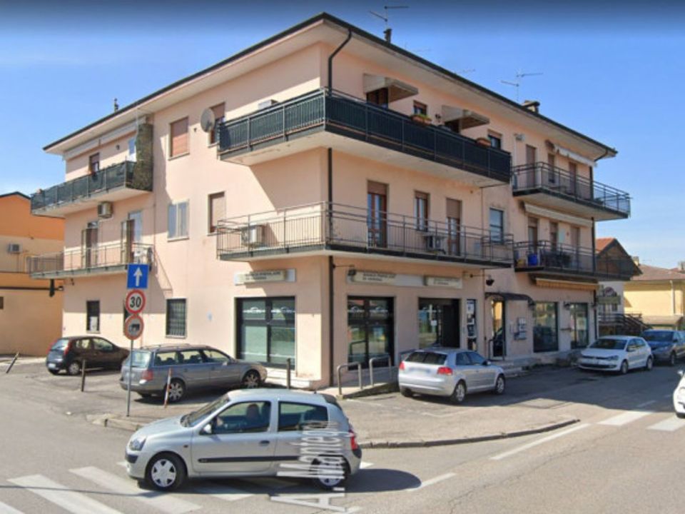 Erhvervsejendom i San Bonifacio, Verona - foto 2