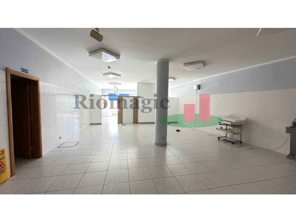 Erhvervsejendom i Rio Maior, Santarem - foto 1
