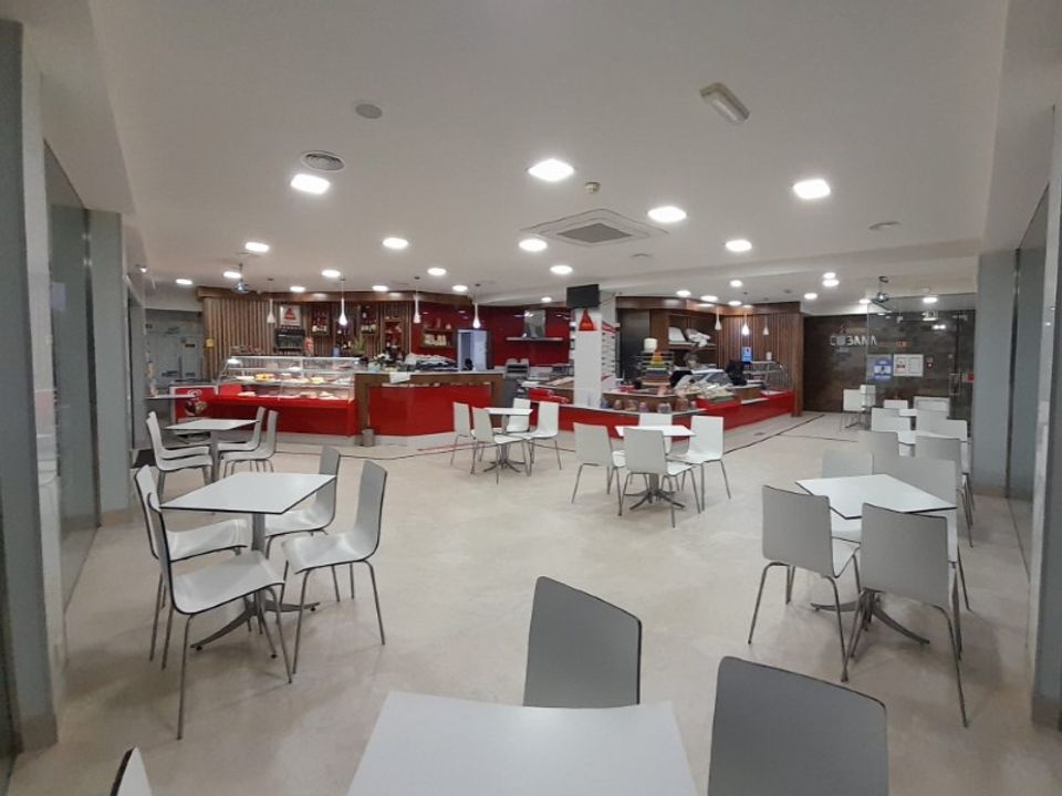 Erhvervsejendom i Vieira de Leiria, Leiria - foto 2
