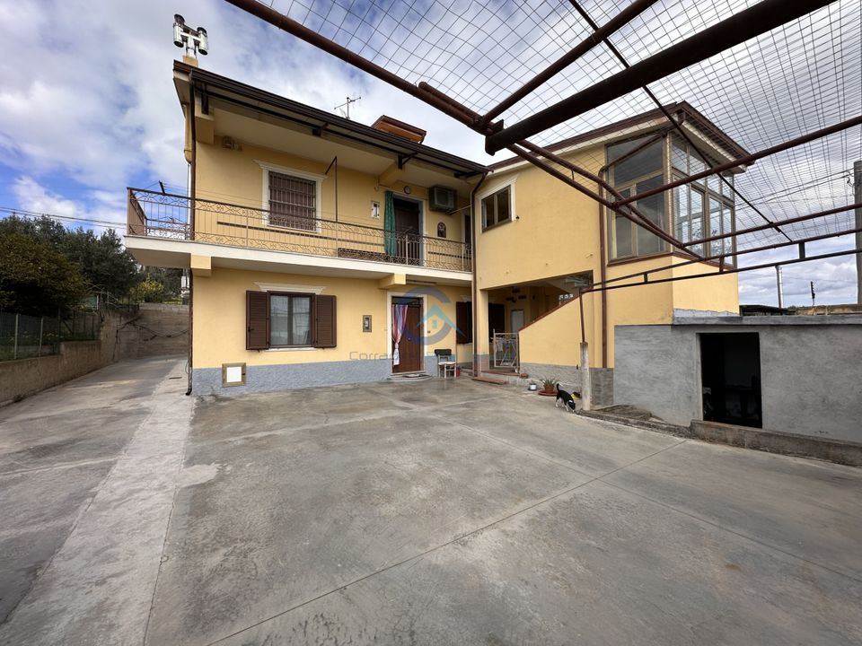 Villa i Simeri Crichi, Catanzaro - foto 1