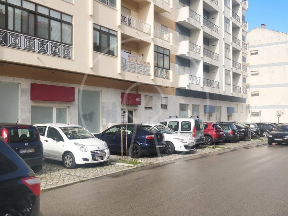 Erhvervsejendom i Barreiro, Setubal - foto 2