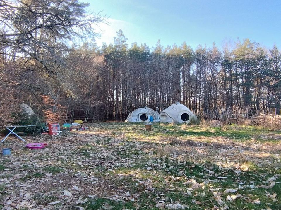 Helårsgrund i Neuvic, Dordogne - foto 1