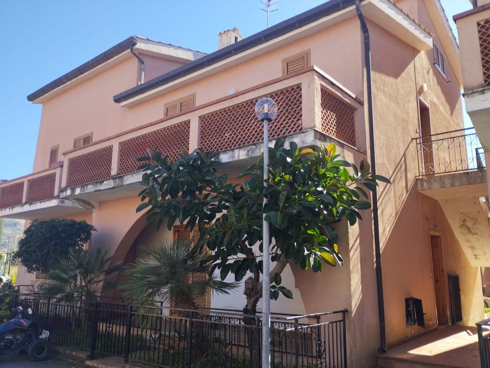 Lejlighed i Santa Maria del Cedro, Cosenza - foto 1