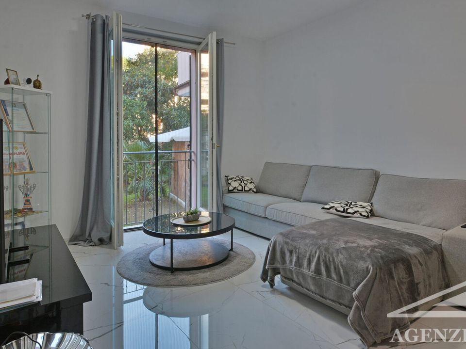 Leilighet i Bordighera, Imperia - bilde 1