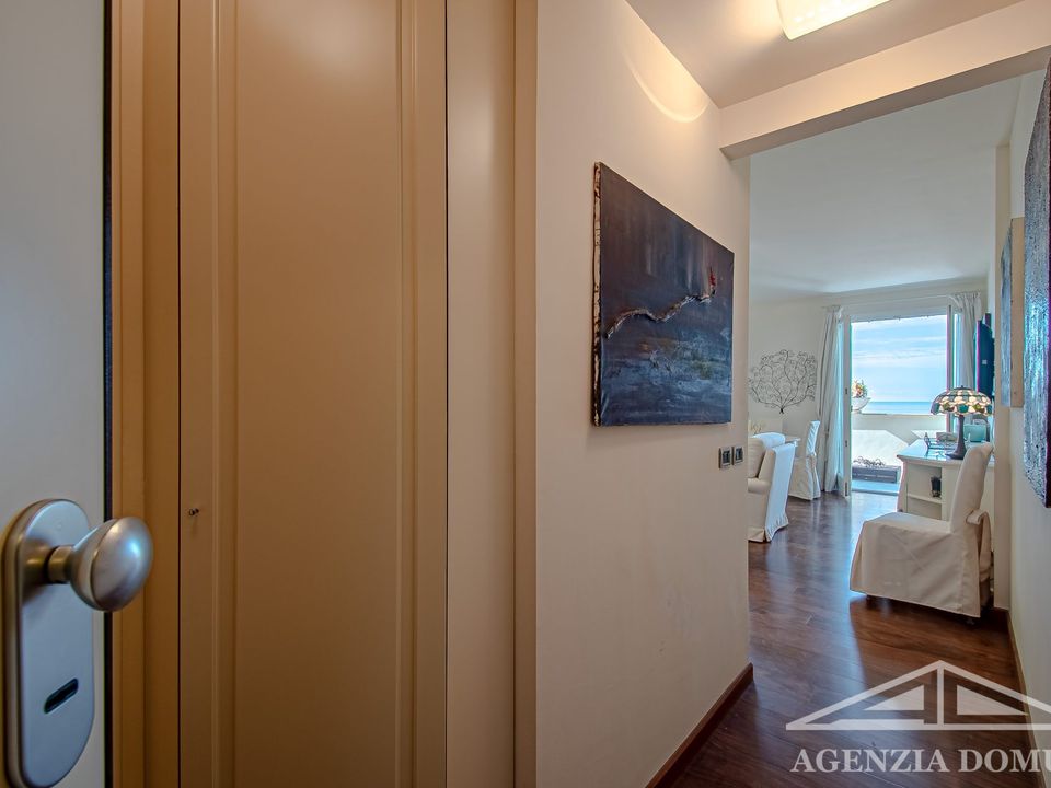 Leilighet i Bordighera, Imperia - bilde 1