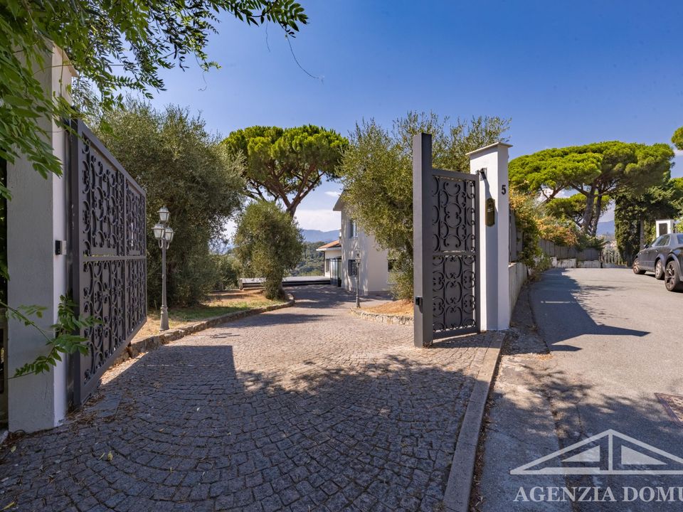 Villa a Bordighera, Imperia - foto 1