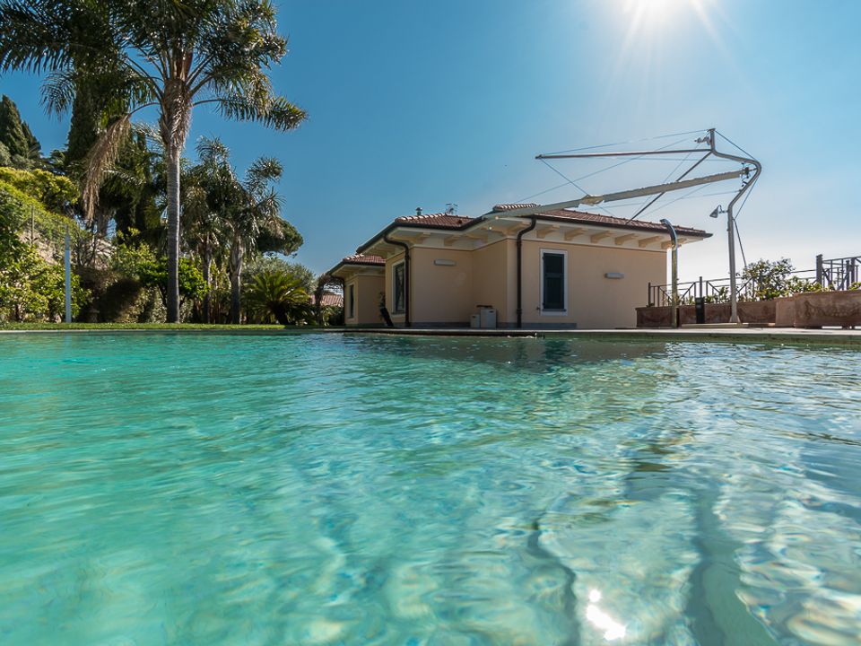 Villa i Bordighera, Imperia - foto 1