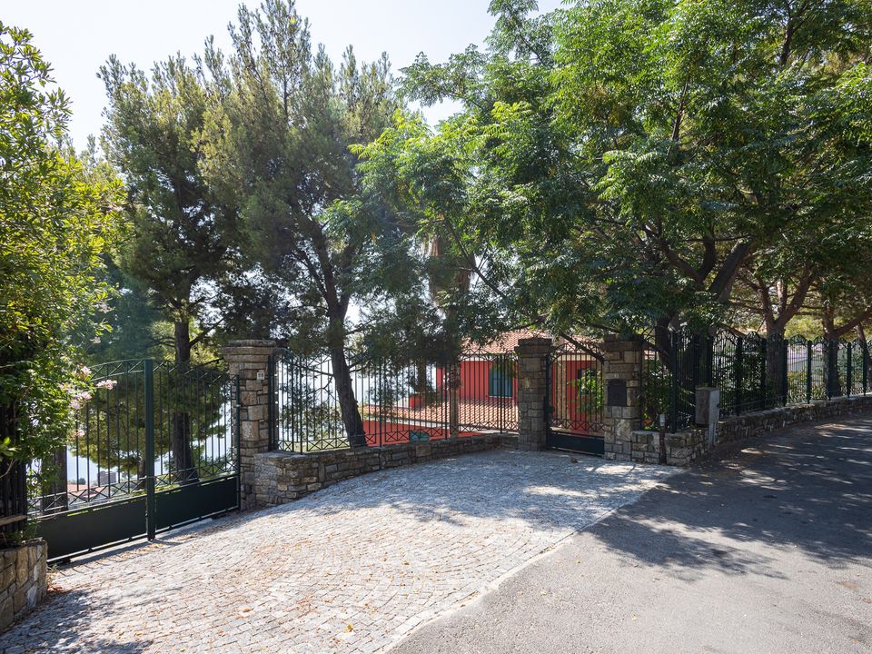 Villa i Ospedaletti, Imperia - foto 1