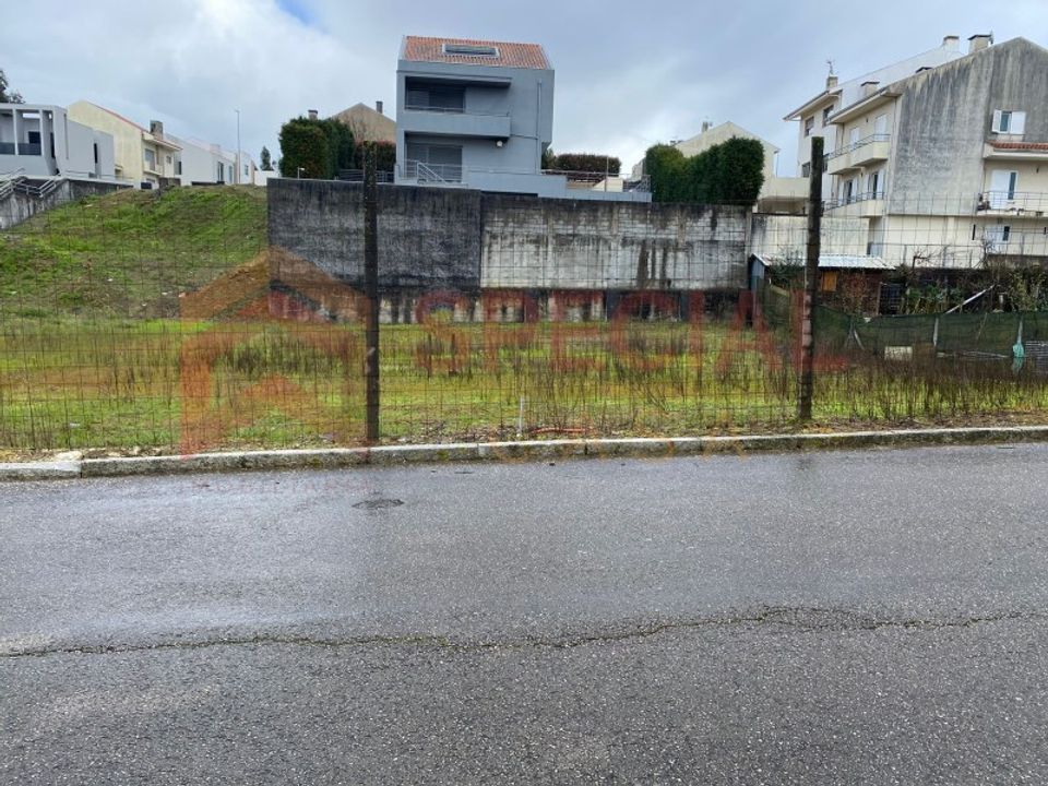 Helårsgrund i Pedroso, Porto - foto 1