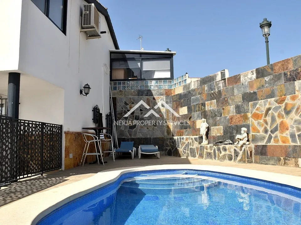 Villa i Nerja, Malaga - foto 2