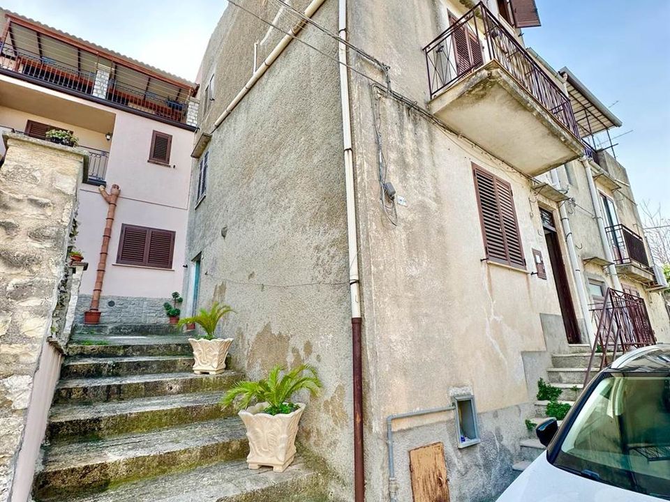 Villa i Chiusa Sclafani, Palermo - foto 1