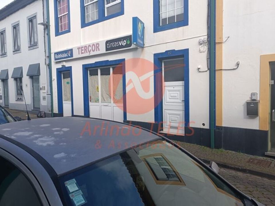 Erhvervsejendom i Vila da Praia da Vitoria, Terceira - foto 2