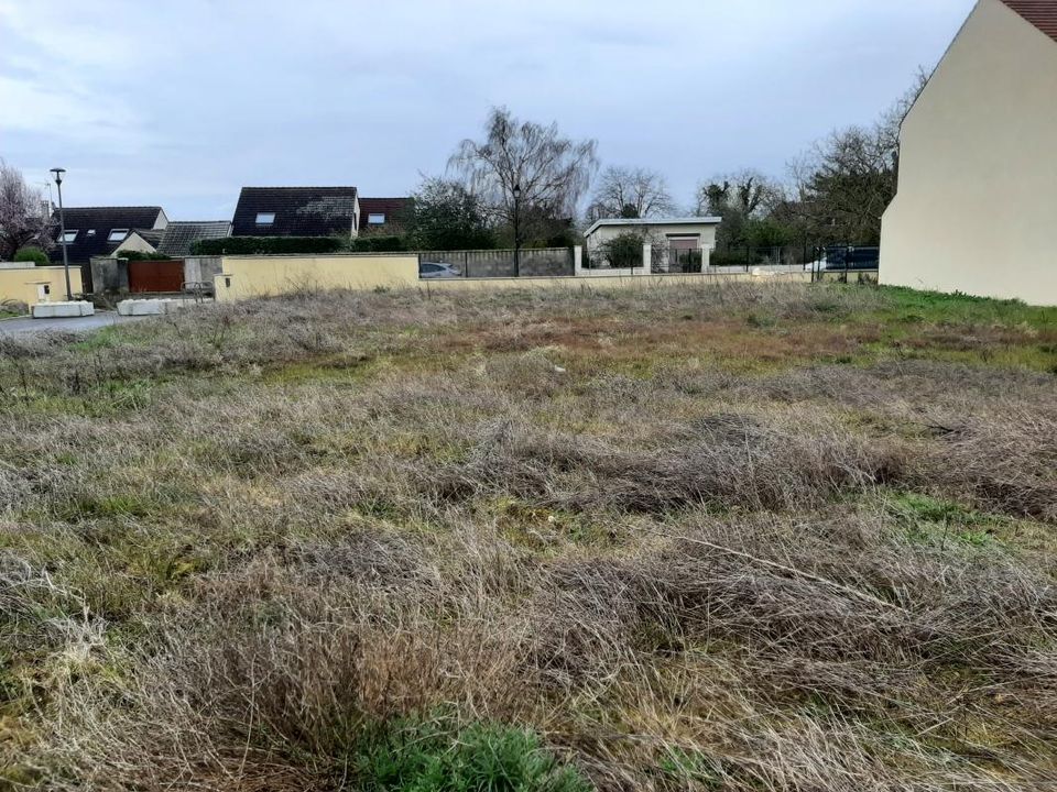 Helårsgrund i Saint-Vrain, Essonne - foto 2
